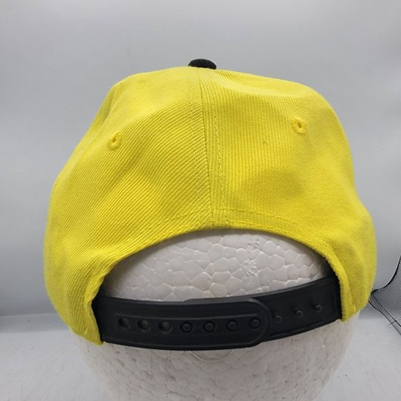 Batman Six Flags DC Comics Snapback Hat Cap Adult Yellow Black Adjustable - Picture 3 of 9